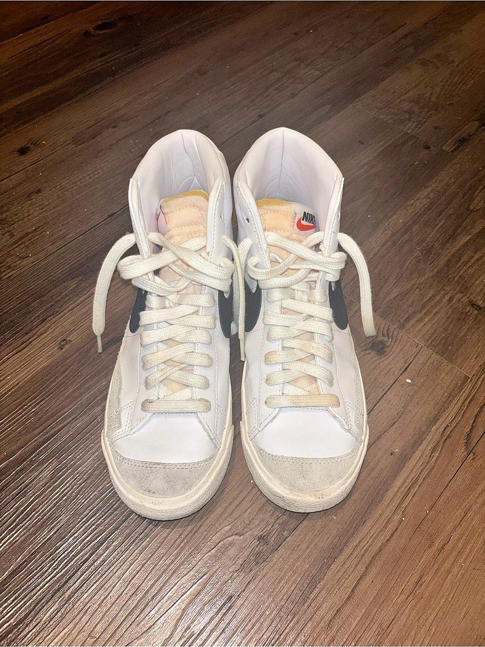 Women’s Nike Blazer Mid '77 Vintage White Black Sneakers